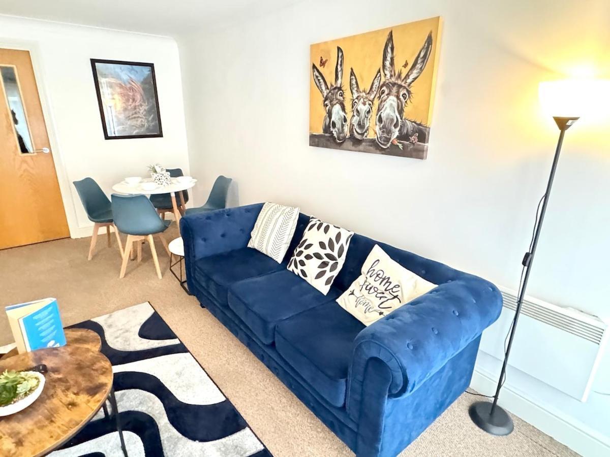 Centre Cozy 1br With Projector