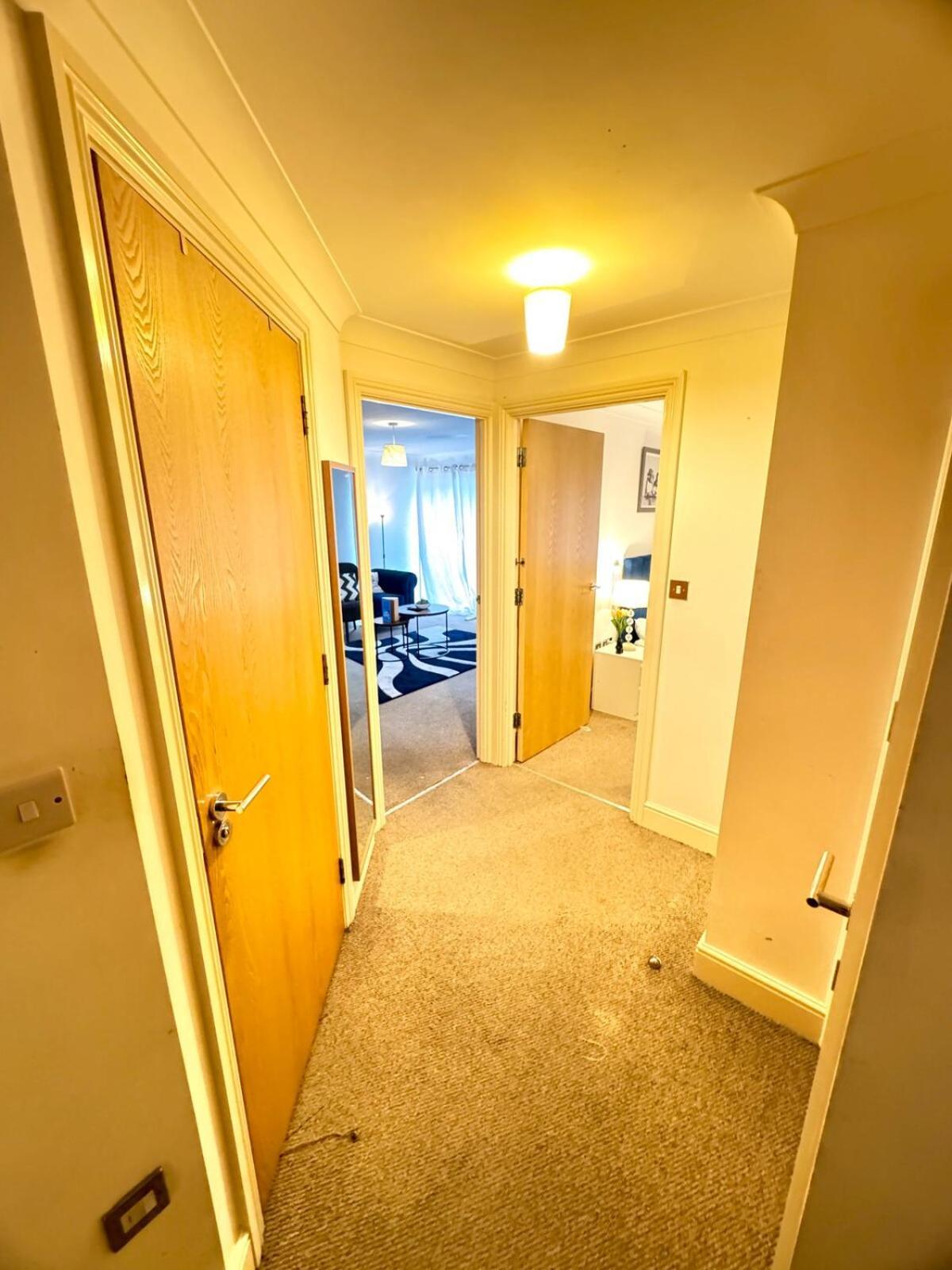 Centre Cozy 1br With Projector * Birmingham