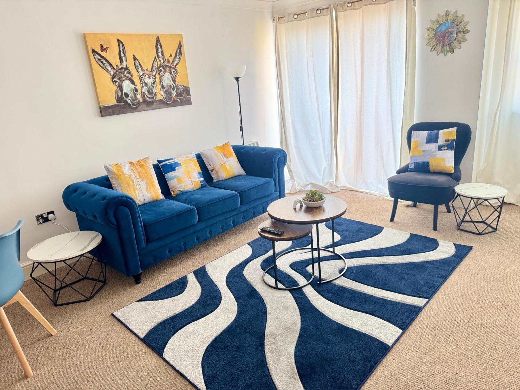 Centre Cozy 1br With Projector * Birmingham